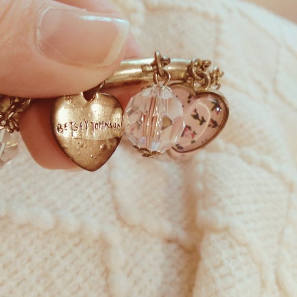 Vintage Betsey Johnson Charm Bracelet - Picture 6 of 6